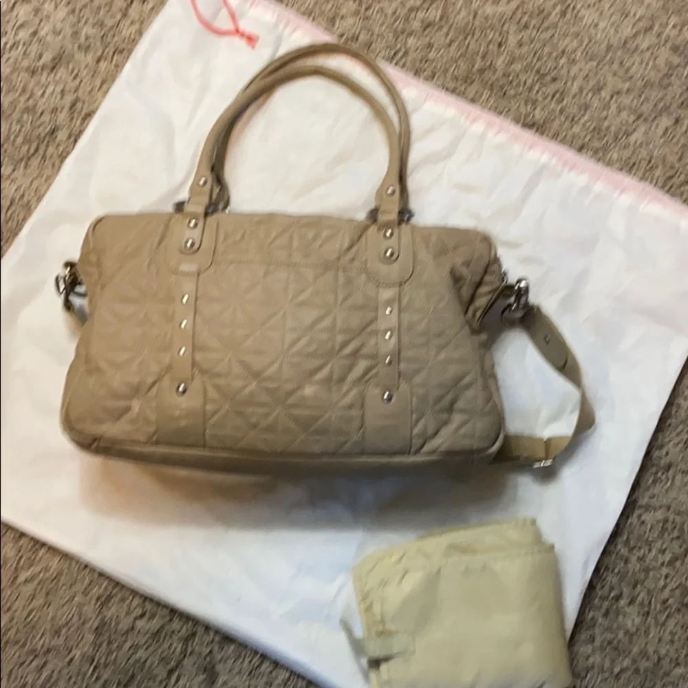 ❤️STORKSAK ELIZABETH QUILTED DIAPER BAG‎